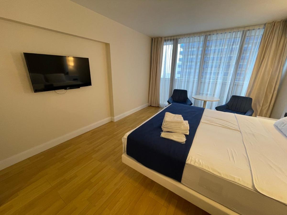 Orbi City Sea View Batumi Exterior photo